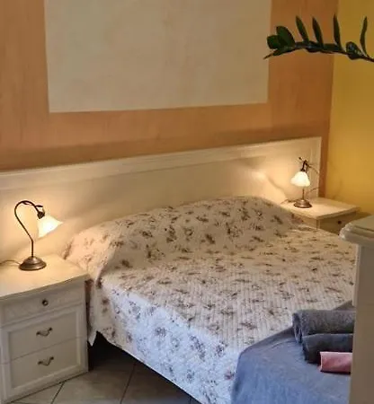 Casa Carda Di Lai Loretta Bed & Breakfast *