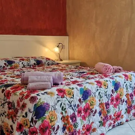 Casa Carda Di Lai Loretta Nocleg ze śniadaniem Castel Focognano