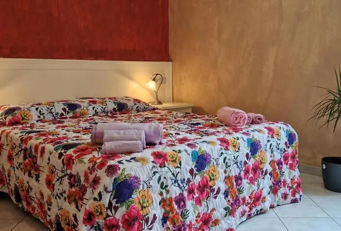 Casa Carda Di Lai Loretta Nocleg ze śniadaniem Castel Focognano