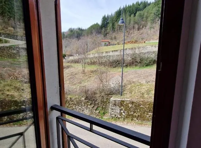 Nocleg ze śniadaniem Casa Carda Di Lai Loretta *