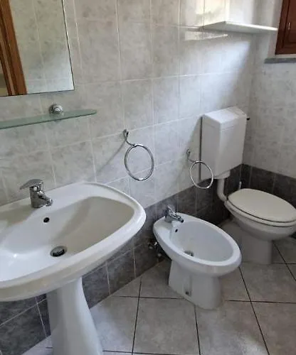 Nocleg ze śniadaniem Casa Carda Di Lai Loretta Castel Focognano